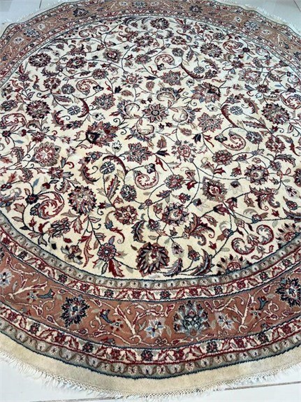 Unlimited Luxury Rug Auction 17