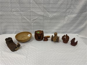 7 Carved Wooden Items: Bowl, Coasters, Berea