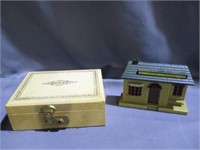 vintage house and case .
