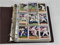 BINDER FULL OF ASSORTED BASEBALL CARDS