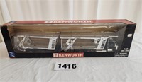 Kenworth 1:32 scale Truck, Car Carrier