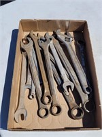 A LOT OF WRENCHES 13 PIECES