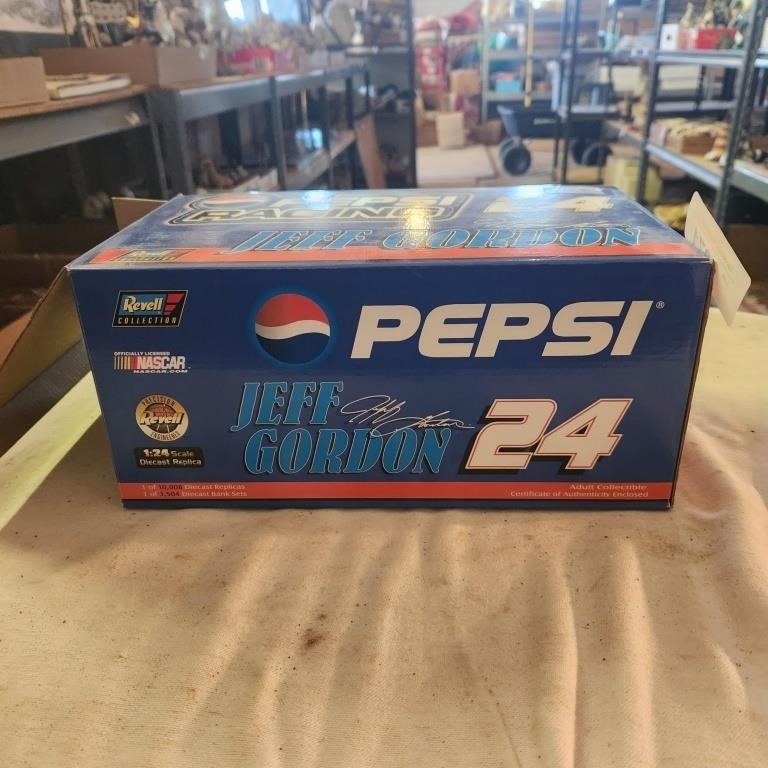 Jeff Gordon  Pepsi Racing 1/24 Die Cast Racing