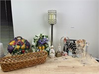 Home decor/figurine lot