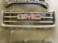 GMC pickup grill (? Year)