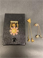 Vintage Gold Lapel Pins