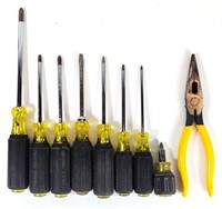 GUC 9 Klien Tools (8 Screwdrivers & 1 Plier)
