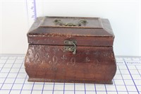 JEWELRY BOX