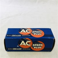 Antique AC Spark Plug In Box