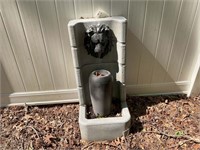 LION AND VASE OUTDOOR FOUNTAIN, UNKNOWN CONDITION