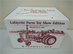 Farmall 806 Duals Lafayette Toy Show 1997 NIB