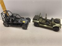 2 PLASTIC MILITARY JEEP & CHENOWITH BUGGY TOYS