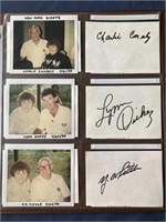 6 autographed index cards, NFL legends, Doug