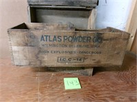 Atlas powder company explosives box Delaware