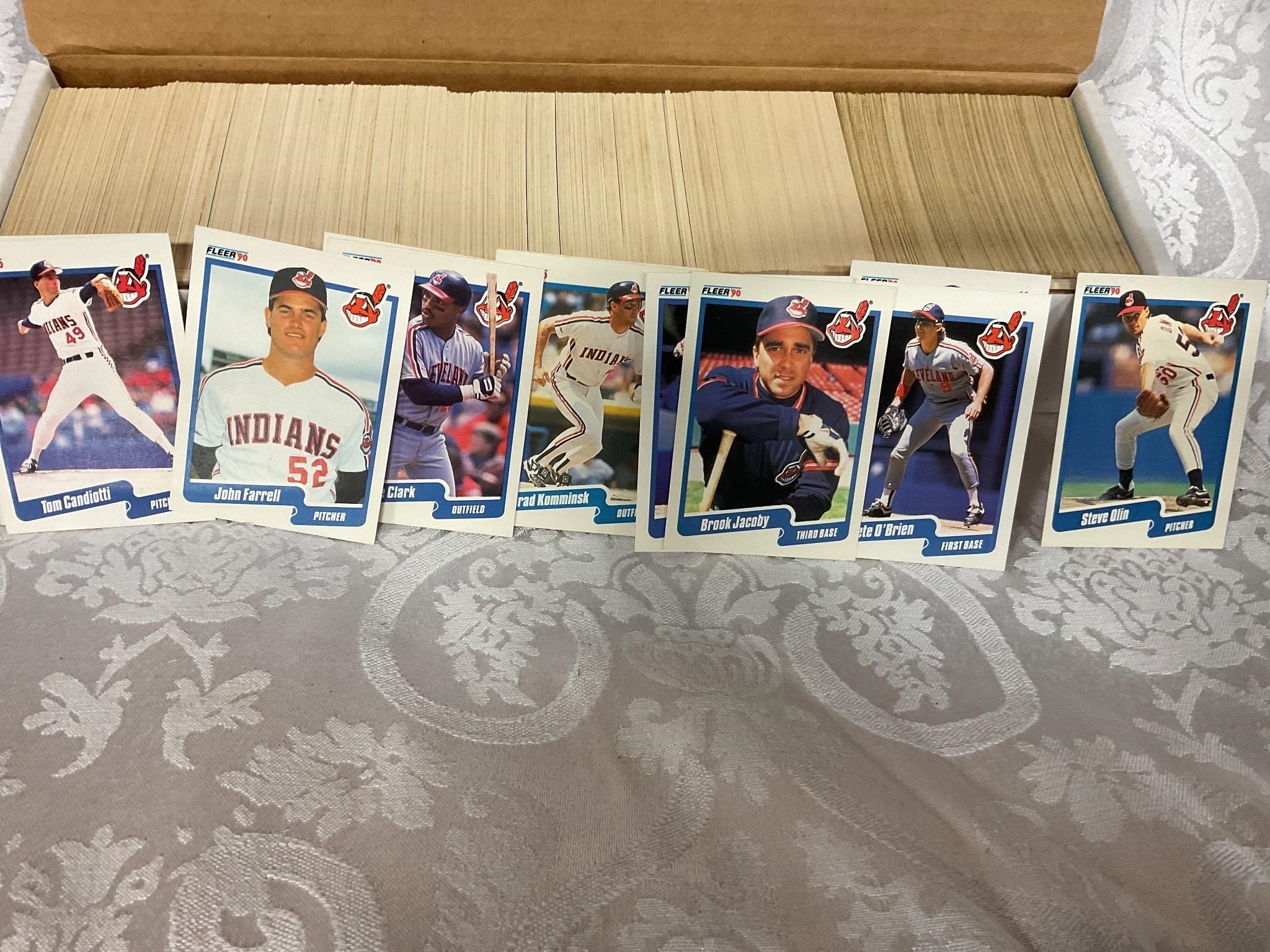 2982 &1990 Fleer baseball cards