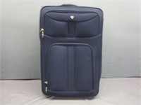 ~ Nice American Airlines Suit Case