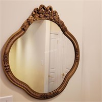 Syroco style mirror      -T