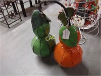 2pc Metal Gourds