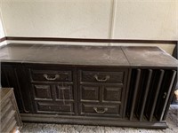 Console Stereo ( Needs Cleaning)