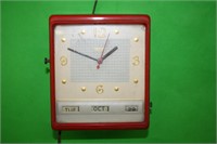 Vintage Lux Clock with Date
