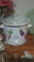 Rival Crock-Pot with vegetable motif