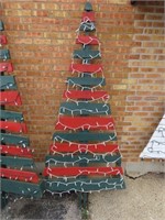 LED Lighted Pallet Christmas tree.