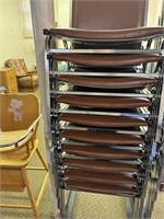 STACKING CHAIRS ON ROLLER BASE