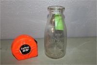 VINTAGE ONE PINT "JERSEY DAIRY" CREAM BOTTLE