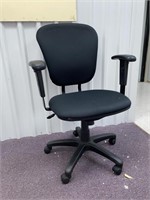 8.rolling Office Chair