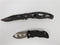 1 - Gerber Knife, 1 Small Stainless Steel Blade