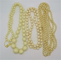 LARGE BAG OF MISC BEADED NECKLACES