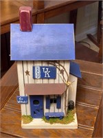 UK Wildcats Birdhouse