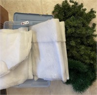 "SNOW COTTON" PANELS FOR CHRISTMAS DISPLAYS