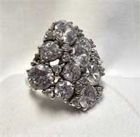 STERLING SILVER CLUSTER STYLE RING W/ ZIRCONIA