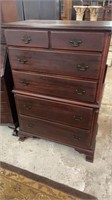 Mahogany Bracket Foot Chest on Chest