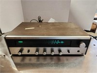 Realistic Stereo Reciever Amplifier STA-15 powers