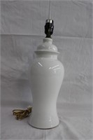 Ceramic base 17" lamp