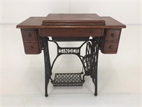 VINTAGE SINGER TREADLE SEWING CABINET AND MACHINE
