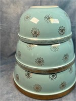 Hall's Superior Blue w/Gold Daisy Nesting Bowls