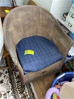 VINTAGE WICKER AND WOODEN ROCKER