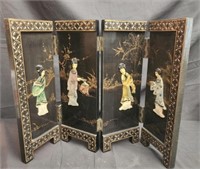 Small decorative room divider