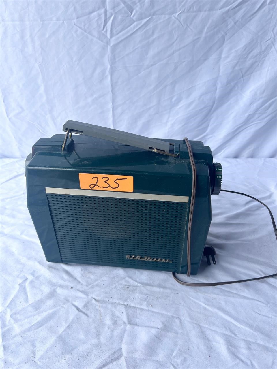 A.M. RCA Victor Radio