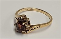 10KT Gold & Garnet w/Diamond Accent Ring