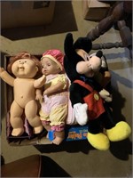 Box of dolls and vintage toys