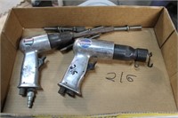 2 PNEUMATIC CHIPPING HAMMERS W/BITS