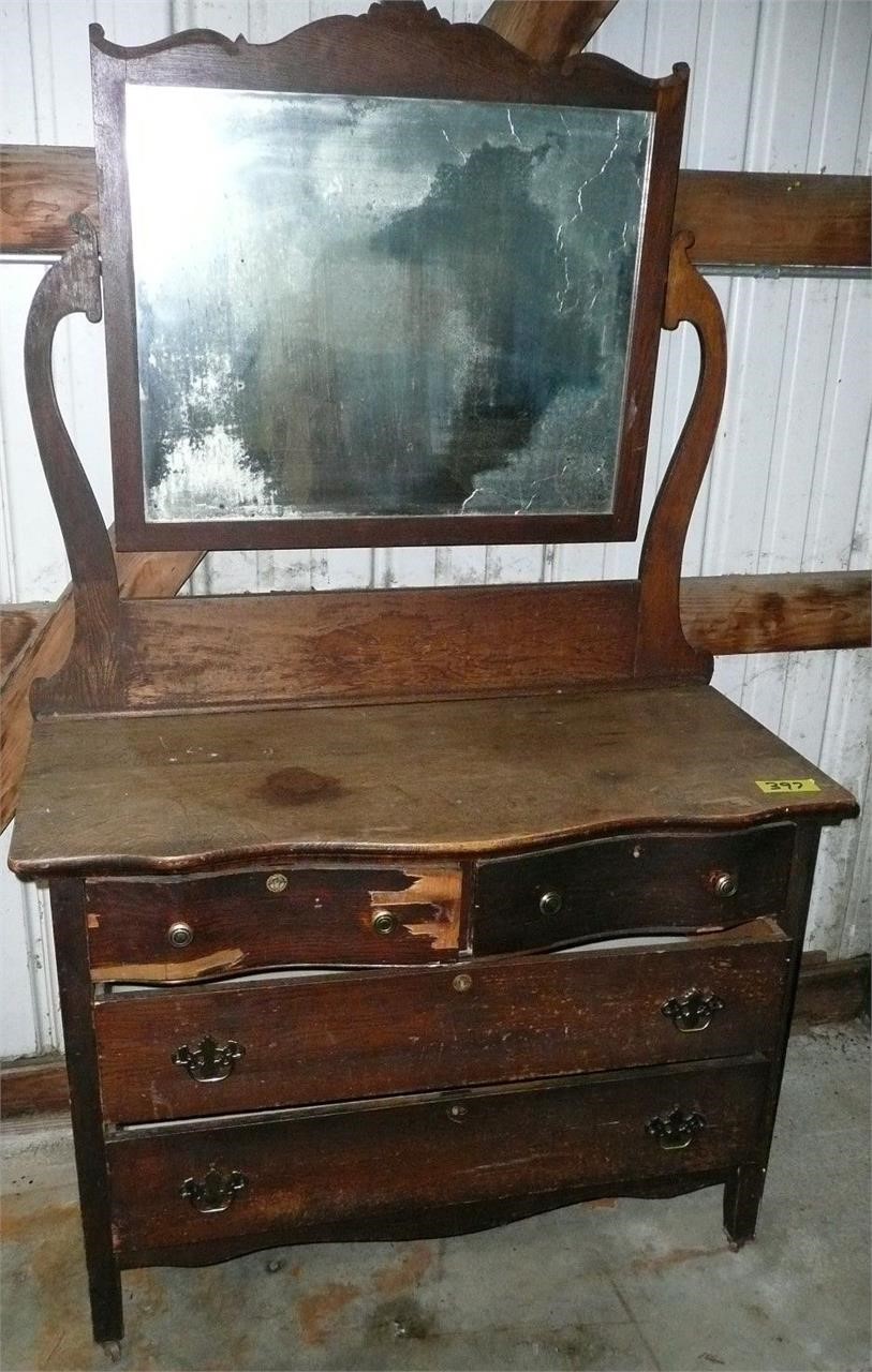 BAD CONDITION Dresser