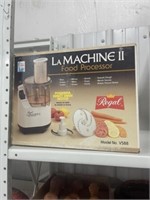 FOOD PROCESSOR