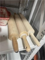 2 WOOD ROLLING PINS