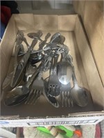 FLATWARE