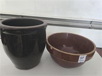 Lot of 1 crock 1 brown crock bowl crock 8.5 in.H